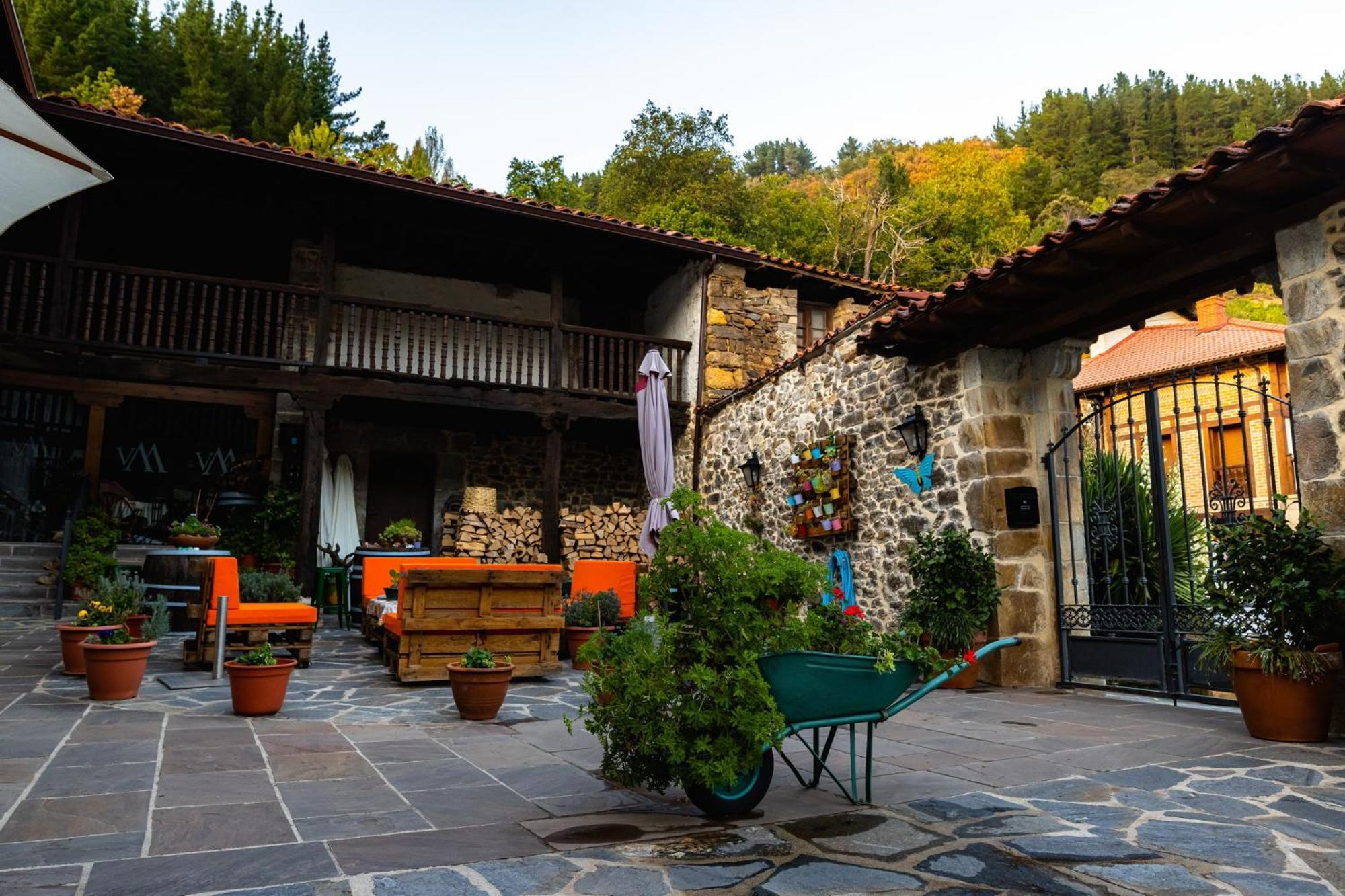 Posada Villa Matilde Cillorigo de Liebana Exteriör bild
